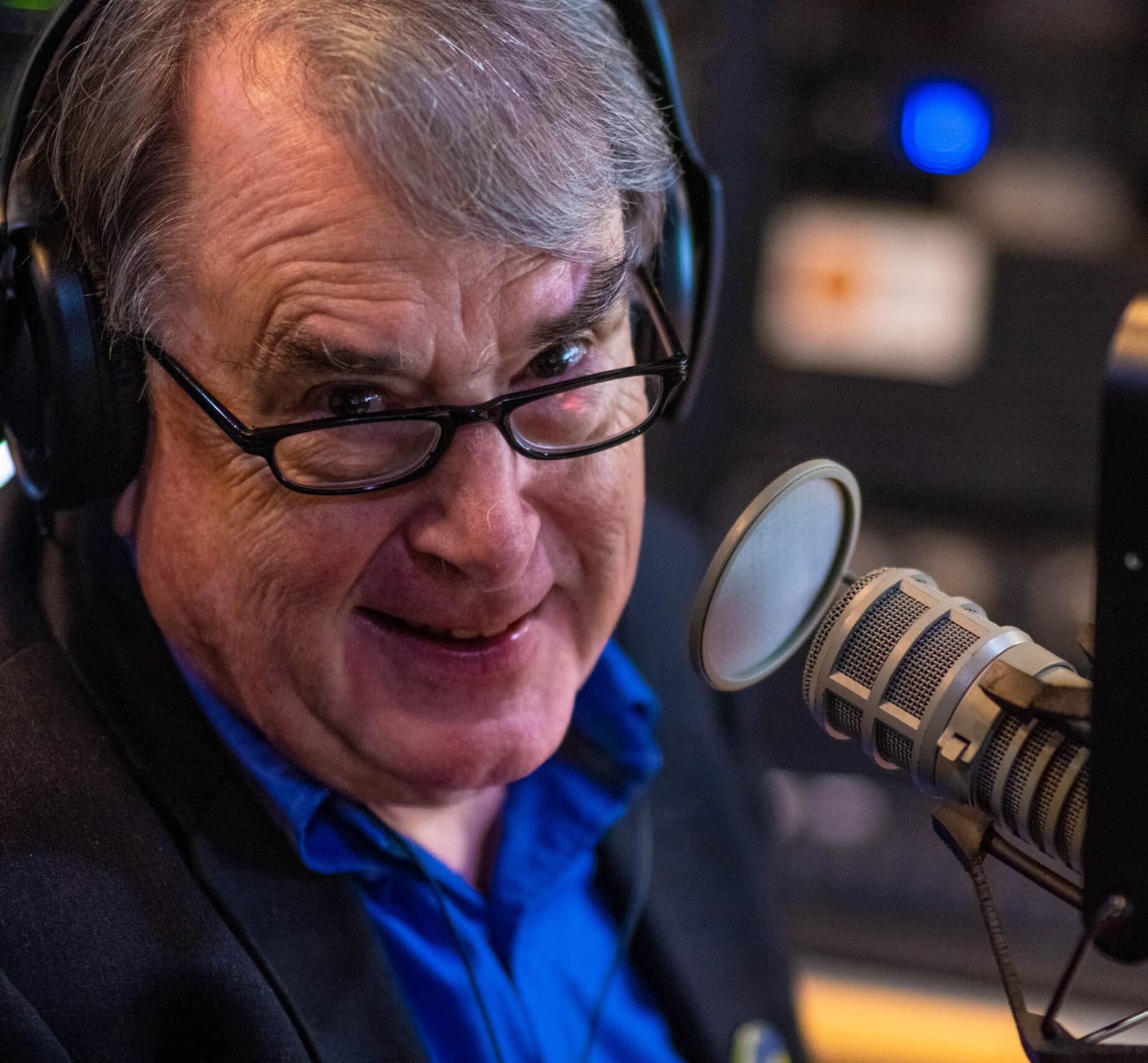 WRCJ Site-22-Dave Wagner Smiling control board background