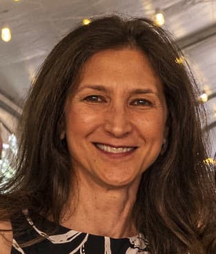 Dave Wagner talks with Lisa DiChiera